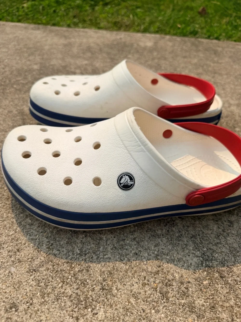CROCS' White Clog with Red Strap and Blue Trim men’s 10 women’s 12